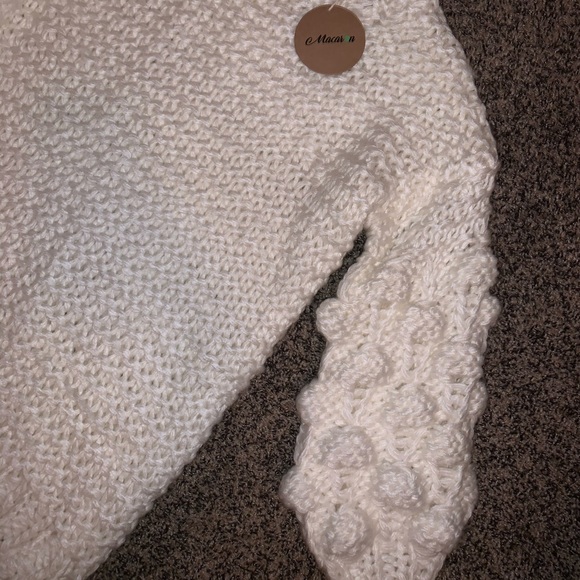 Pom Sleeve Chunky Sweater - Picture 2 of 2